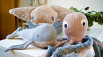 Laden Sie das Bild in den Galerie-Viewer, 3er-Set Kuscheltier Schnittmuster "Meerestiere"